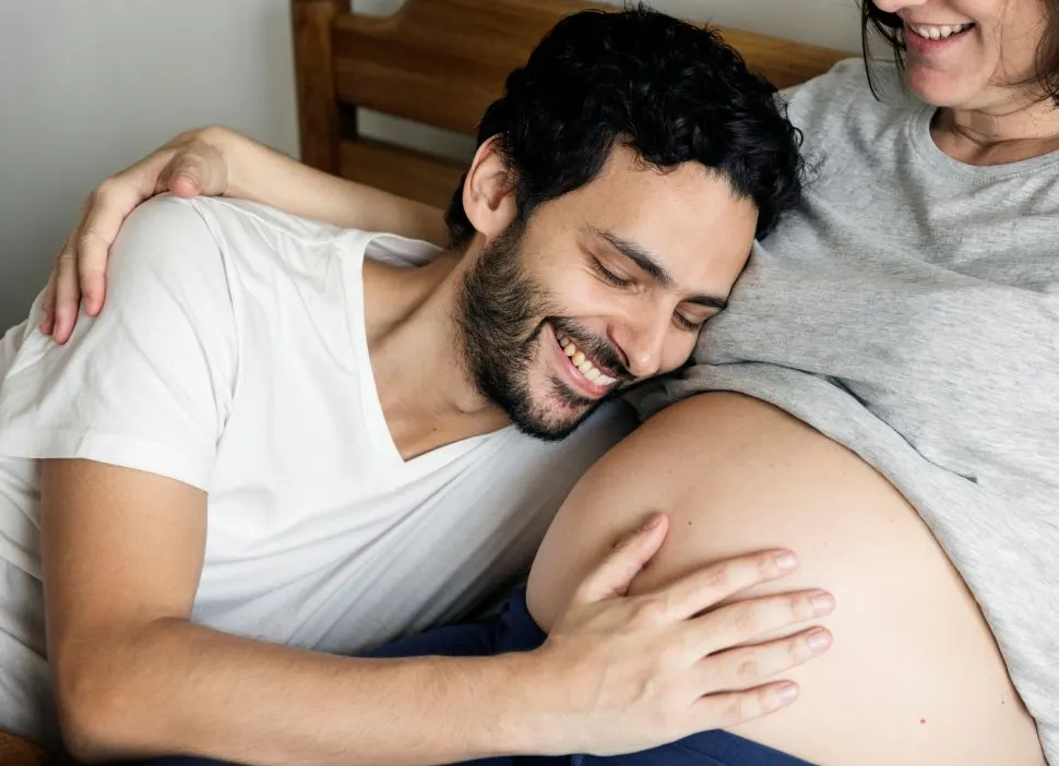 Sexo, orgasmo y masturbación durante el embarazo: qué es seguro y cómo disfrutar sin miedo